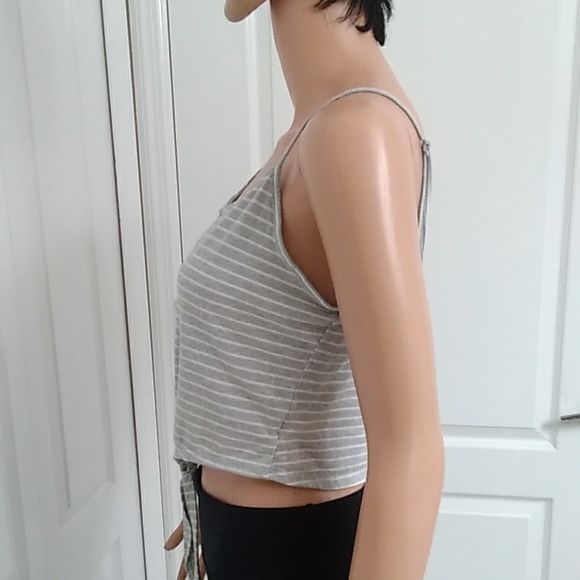 Cute Rib Tank with Knot, size M by Papaya - Picture 7 of 10